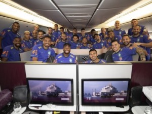 Partiu Copa! Após atraso em voo, Seleção Brasileira viaja rumo ao Catar