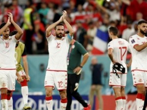 Tunísia vence, mas não avança; França segue em 1º