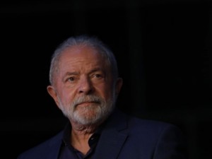 Lula tem primeira conversa com futuros comandantes das Forças Armadas e pede relatório de necessidade de investimentos