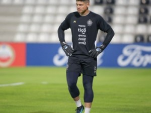 Ceará avança em negociação e encaminha contratação de goleiro paraguaio