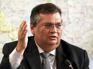 Flávio Dino diz que irá propor criação de grupos de 'combate ao terrorismo' ao PGR e CNMP