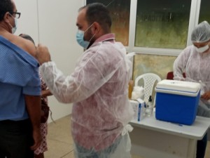 Barbalha já aplicou mais de 170 mil doses de vacina contra a Covid-19