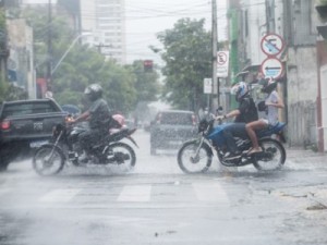 Fortaleza tem a maior chuva do Ceará nesta terça-feira