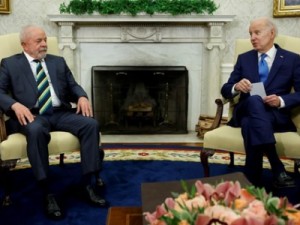 Lula se reúne com Biden na Casa Branca e agradece pela defesa da democracia