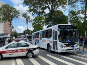 Suspeito pede que vítima entregue filho à mãe e executa homem a tiros, em João Pessoa