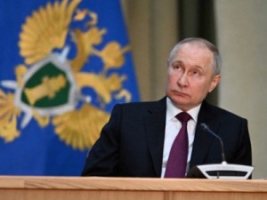 Tribunal Penal Internacional emite mandado de prisão contra Putin