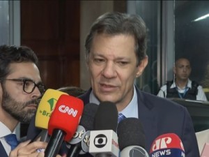 Haddad apresenta nova regra fiscal a Pacheco e líderes do Senado nesta quinta-feira