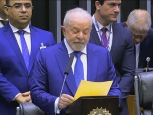 Lula pede que Congresso retire de tramitação 4 projetos enviados por Bolsonaro