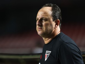 Rogério Ceni é demitido do São Paulo após 1 ano e 6 meses sem nenhum título