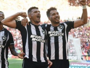 Vitória de líder! Botafogo vence o Flamengo em jogão e assume a ponta do Brasileiro