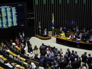 Texto da reforma tributária é aprovado com folga na Câmara dos Deputados