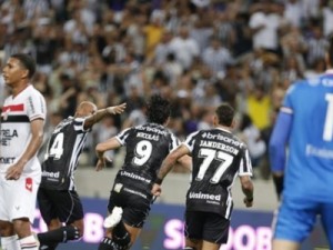 Ceará bate Botafogo-SP e volta a vencer na Série B