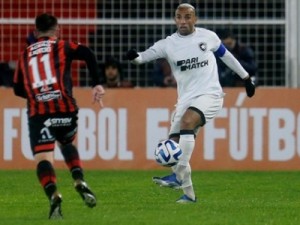 Botafogo vence Patronato fora de casa pelos playoffs da Sul-Americana