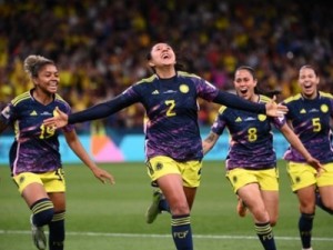 Com gol nos acréscimos, Colômbia supera Alemanha e vira líder na Copa do Mundo Feminina