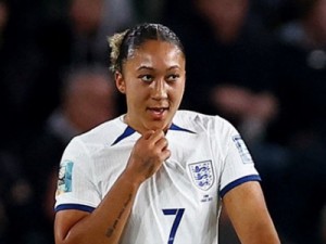 Lauren James dá show, e Inglaterra goleia a China e avança na Copa do Mundo