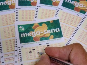 Mega-Sena passará a ter três sorteios por semana