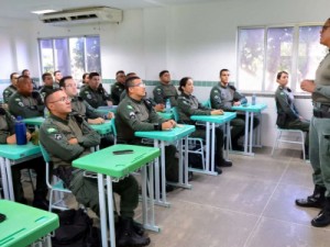 Curso de Policiamento Turístico é iniciado na Aesp com policiais militares