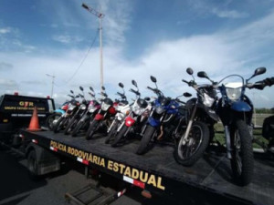 Polícia apreende 38 motos e evita 'rolezinho' de motociclistas em Caucaia