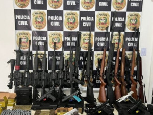 Arsenal de armas é encontrado na casa de empresário em operação em SC