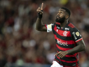 Flamengo goleia o Bolívar e volta à zona de classificação para a próxima fase da Libertadores