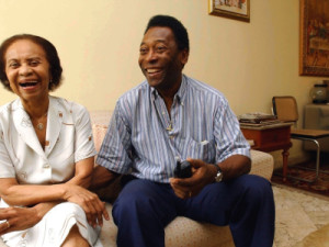 Celeste Arantes, a mãe de Pelé, morre aos 101 anos