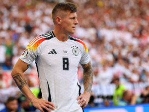 Kroos dá adeus ao futebol com eliminação da Alemanha na Euro