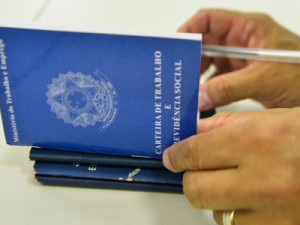 Período eleitoral abre mais de 600 vagas de trabalho temporário no Ceará