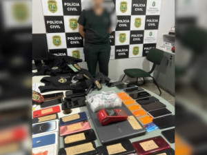 Estudante de medicina é preso ao se passar por policial e extorquir de alunos em univer-sidade