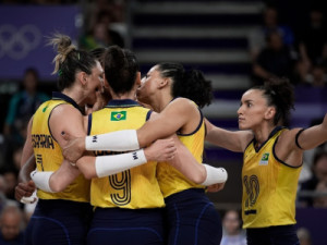 Seleção feminina de Vôlei busca o bronze contra a Turquia