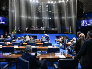 Projeto que renegocia dívida dos estados impulsiona endividamento público, com impac-to nos juros, afirmam economistas