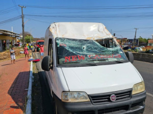 'Pensei que ia ser decapitado', diz motorista de van atingida por avião durante queda em Teresina