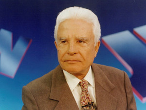 Morre o jornalista Cid Moreira, um dos rostos mais icônicos da televisão brasileira, aos 97 anos