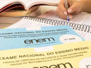 Enem 2024: primeiro dia do exame acontece neste domingo, e tem provas de linguagens e ciências humanas, além da redação