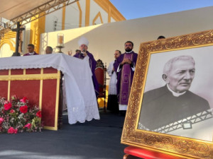 Romaria de Finados reúne milhares de fiéis em Juazeiro do Norte, no Ceará