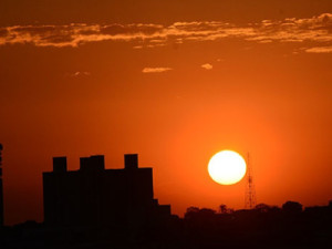 Novo estudo sugere que mundo está mais perto do limite histórico de 1,5ºC de aqueci-mento