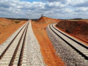 Ministro Rui Costa e governador Elmano visitam obras da Transnordestina nesta semana