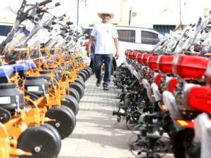 Agricultura familiar: associações e cooperativas de 85 municípios cearenses recebem motocultivadores