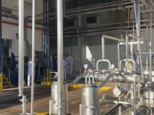 Leite Compensado: MP identifica uso de soda cáustica e água oxigenada em produtos lácteos de fábrica no RS; 5 foram presos