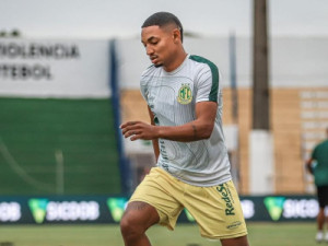 Ceará anuncia a contratação do atacante Fernandinho, ex-Mirassol; veja detalhes