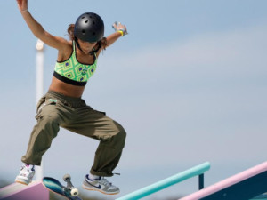 Brasileira Rayssa Leal conquista inédito tricampeonato da Liga Mundial de Skate Street