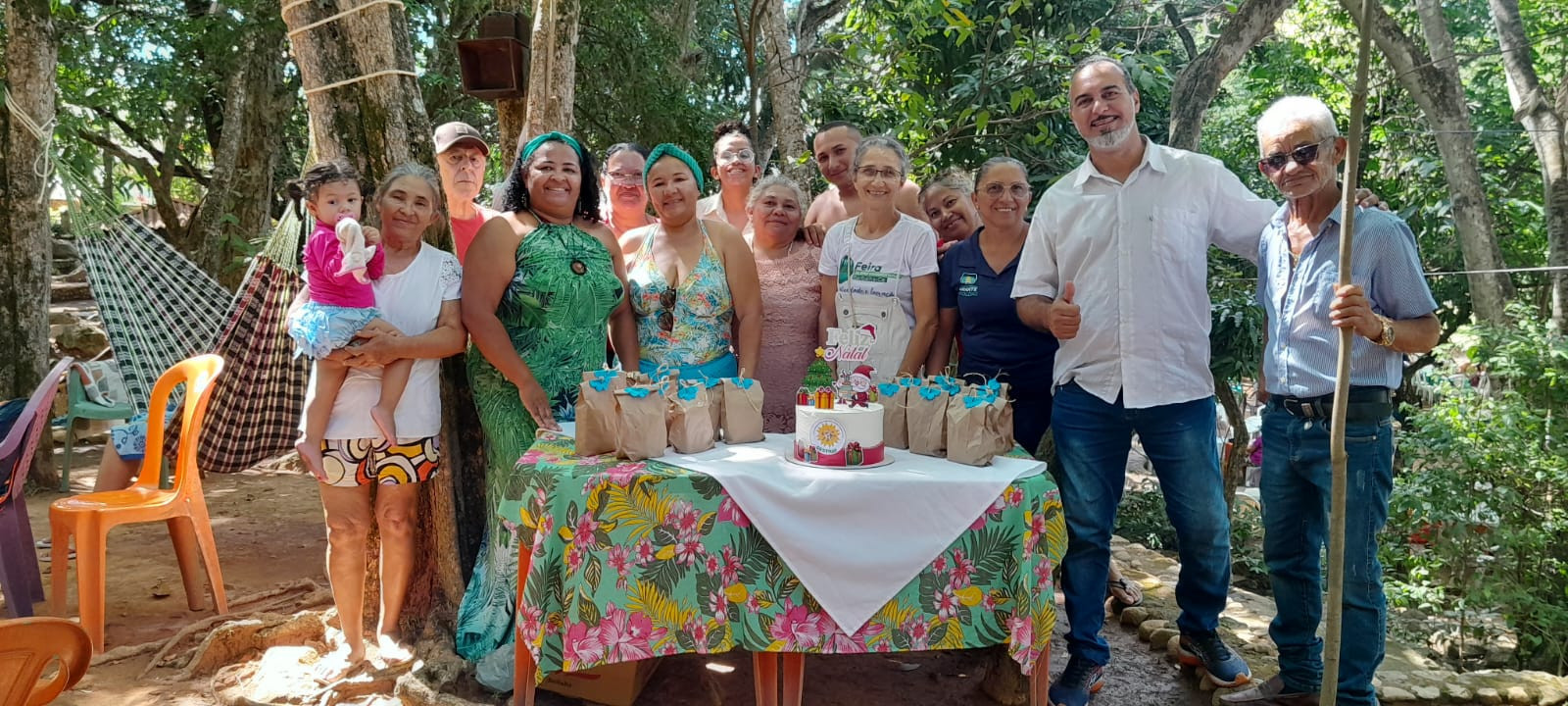 GESTRAF reúne guerreiras agricultoras da economia solidária para comemorar Natal