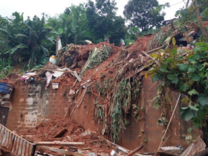 Fortes chuvas deixam mortos e desaparecidos em Ipatinga, MG