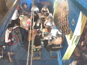 Criminosos invadem restaurante em Fortaleza e assaltam clientes