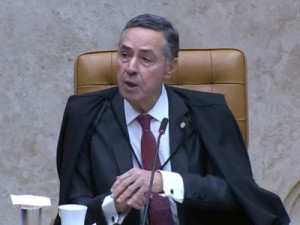 Barroso defende STF em meio a indiretas do Congresso: democracias precisam de 'agentes públicos não eleitos'