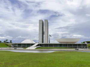 Senado aprova aumentar para 30% percentual de cotas no serviço público