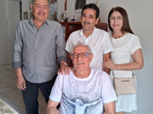 Com boa recuperação depois de cirurgia Padre Ivo recebe visita de vereadores na Casa Paroquial