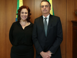 PF intima Bolsonaro para depor também no inquérito contra Zambelli