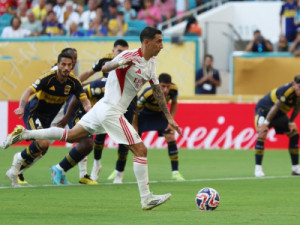 Di María, do Benfica, reclama do futebol argentino no empate com o Boca: "Sabemos como é"