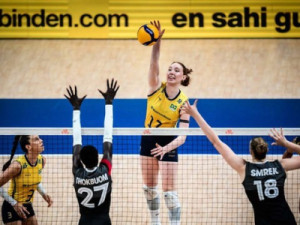 Brasil vence Canadá no sufoco com brilho de Julia Bergmann