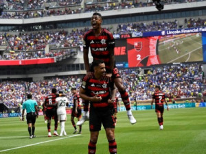 Flamengo vence Chelsea de virada e abre vantagem na liderança do Grupo D